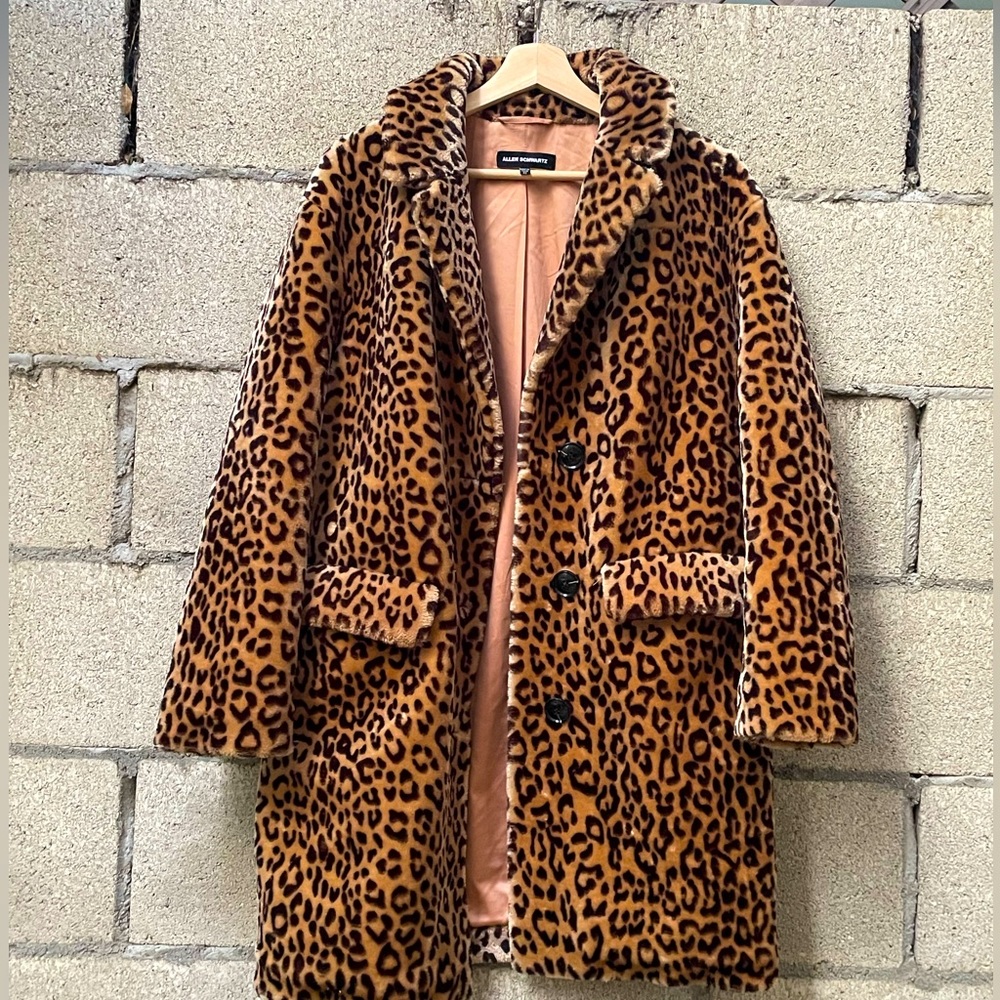 Gorgeous soft Allen Schwartz leopard print coat in XS